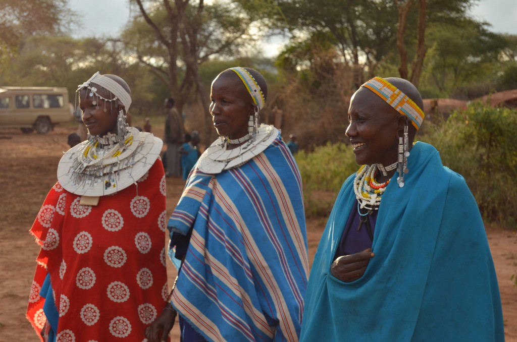  Masajské ženy se vdávají mezi 12 a 15 lety. Být ženou a matkou je jejich hlavní úloha